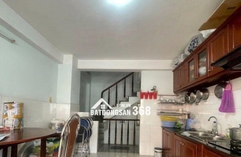 NHÀ QUẬN 1- MẶT TIỀN ĐƯỜNG 6M  TRỆT 3 LẦU - 23.4M2 - 6.5 TỶ